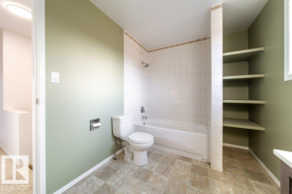 68 GREAT OAKS, Sherwood Park