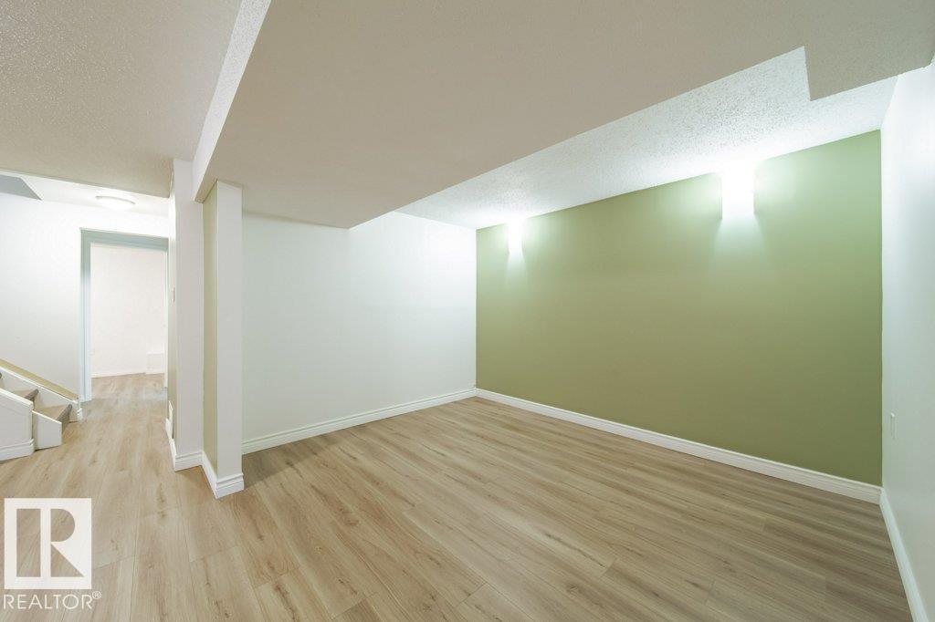 68 GREAT OAKS, Sherwood Park