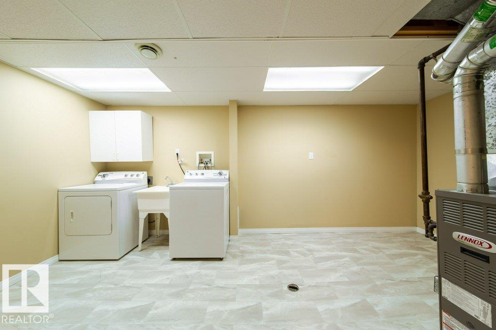 68 GREAT OAKS, Sherwood Park