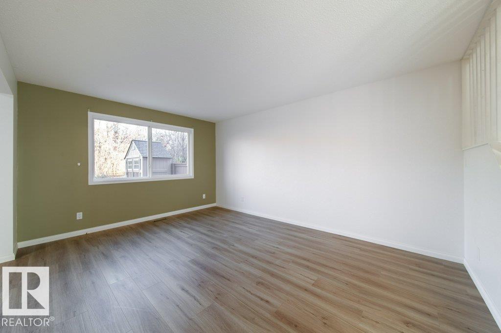 68 GREAT OAKS, Sherwood Park