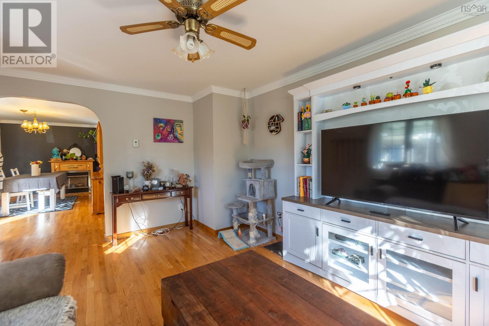 Property 16 of 33 of 67 Charles Street