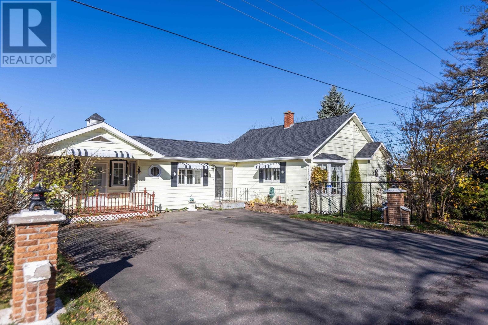 Property 2 of 33 of 67 Charles Street