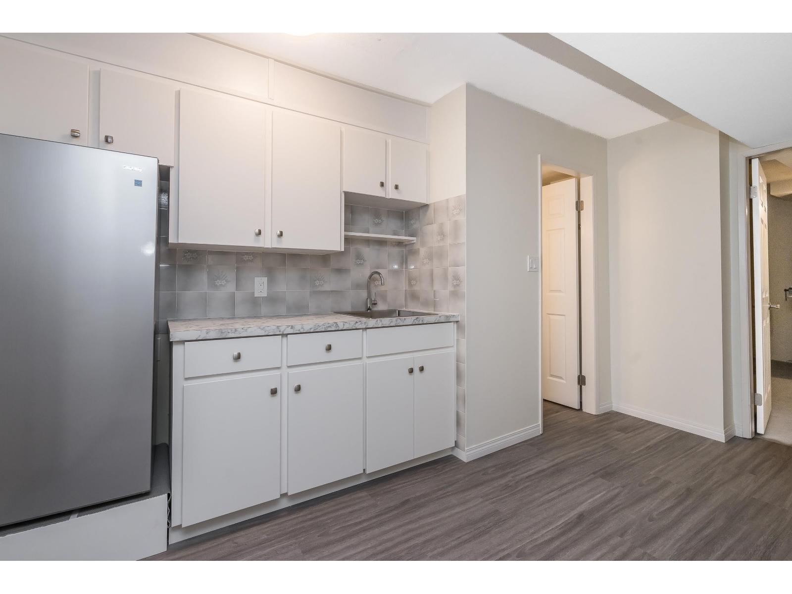 4 2989 TRAFALGAR STREET, Abbotsford