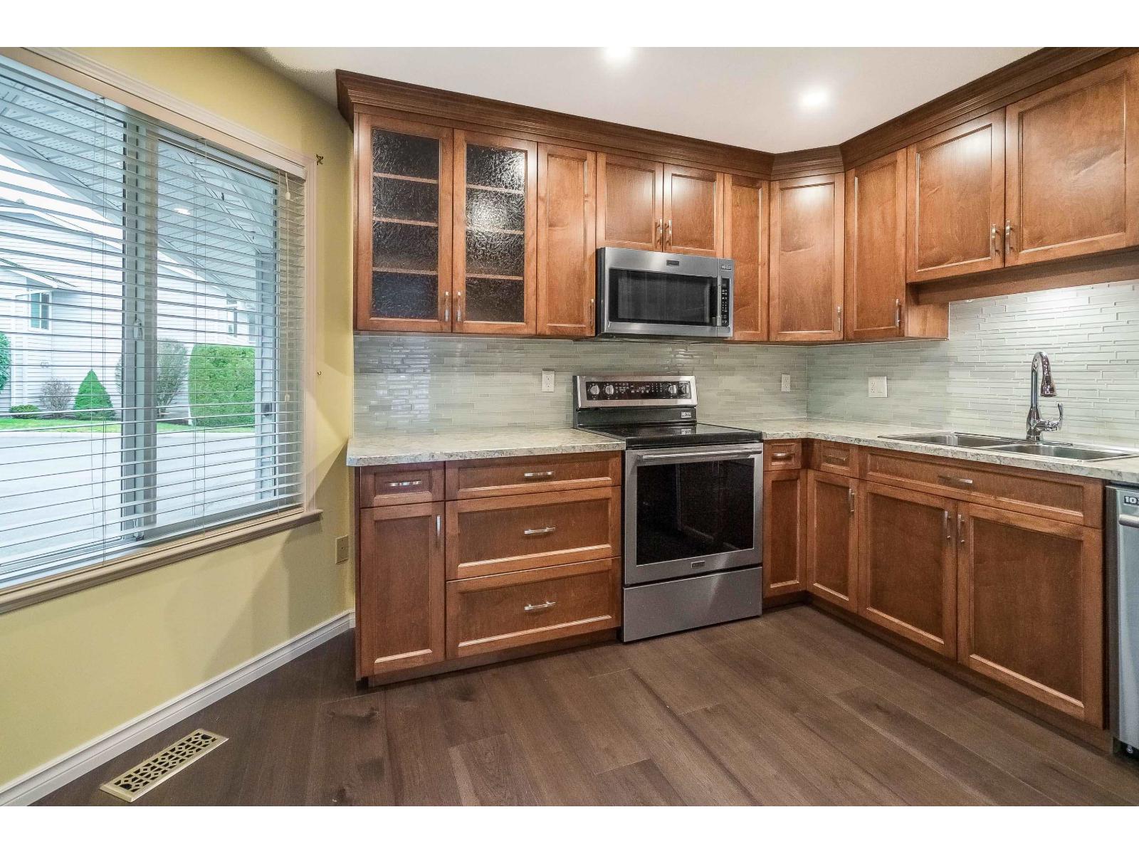 4 2989 TRAFALGAR STREET, Abbotsford