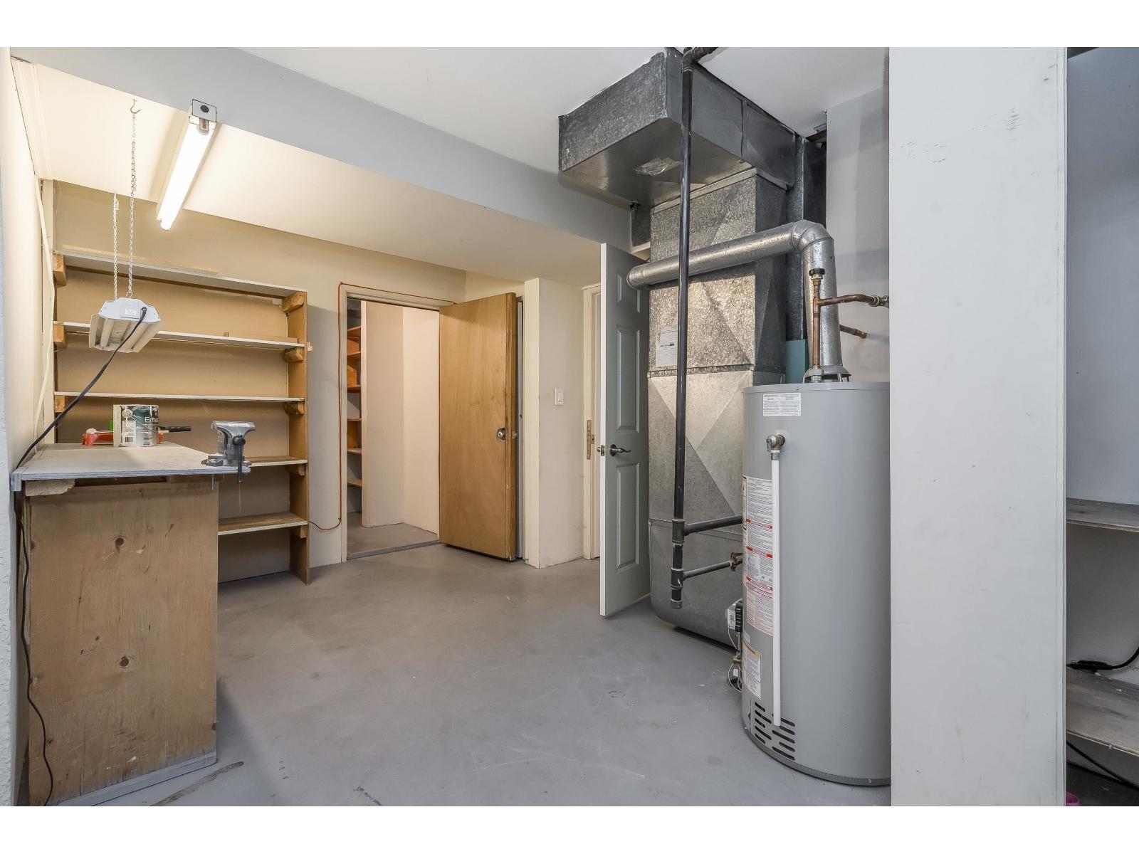 4 2989 TRAFALGAR STREET, Abbotsford