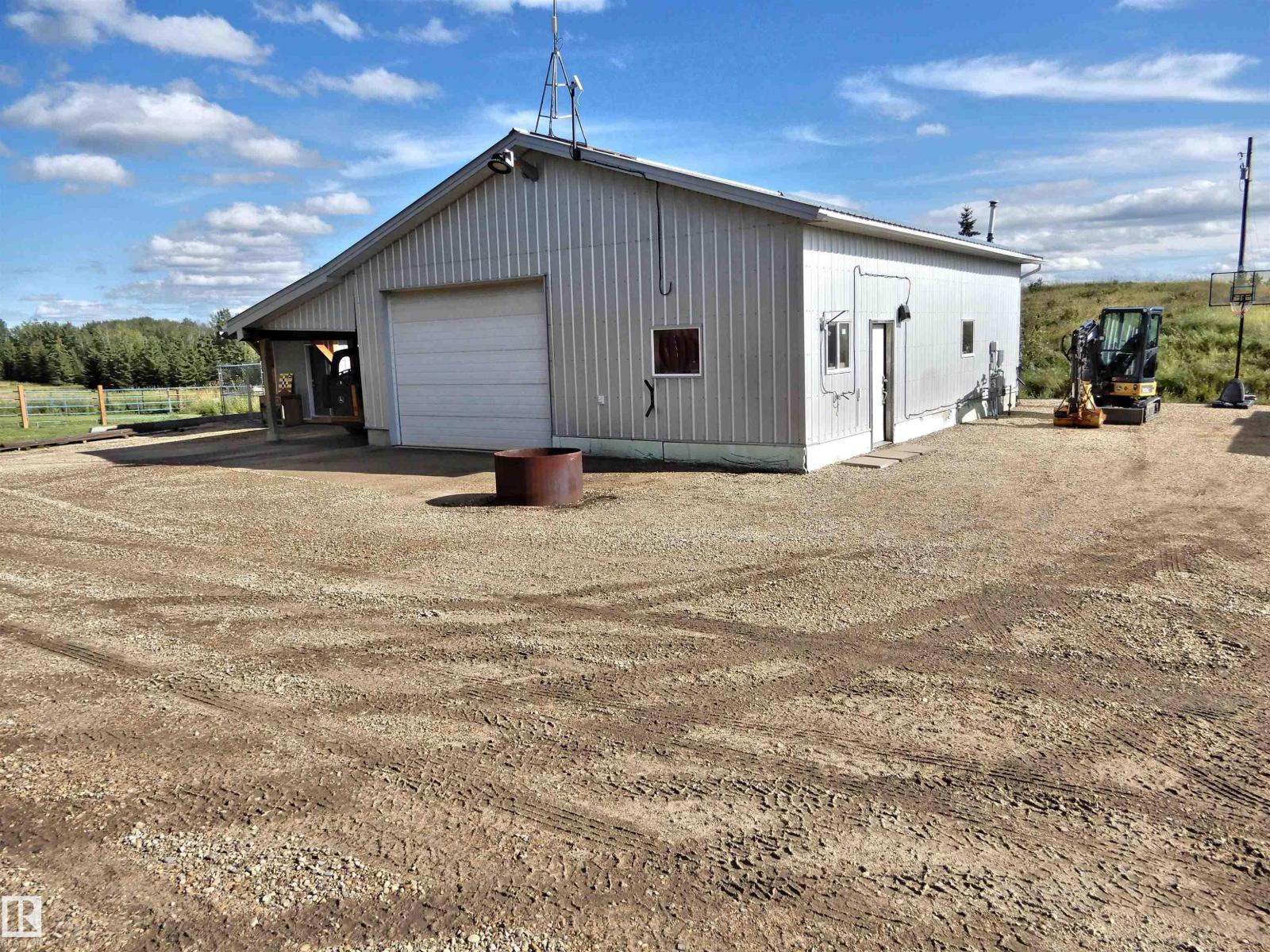 5208 TWP ROAD 505, Rural Parkland County