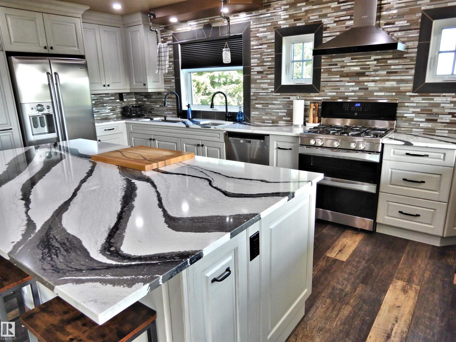 5208 TWP ROAD 505, Rural Parkland County