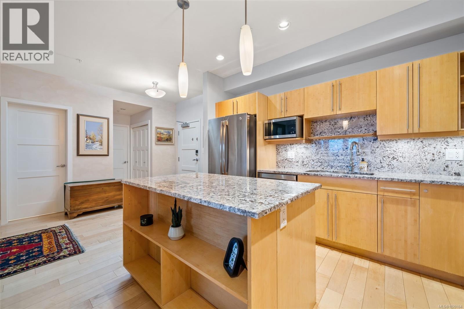 202 6591 Lincroft Rd, Sooke