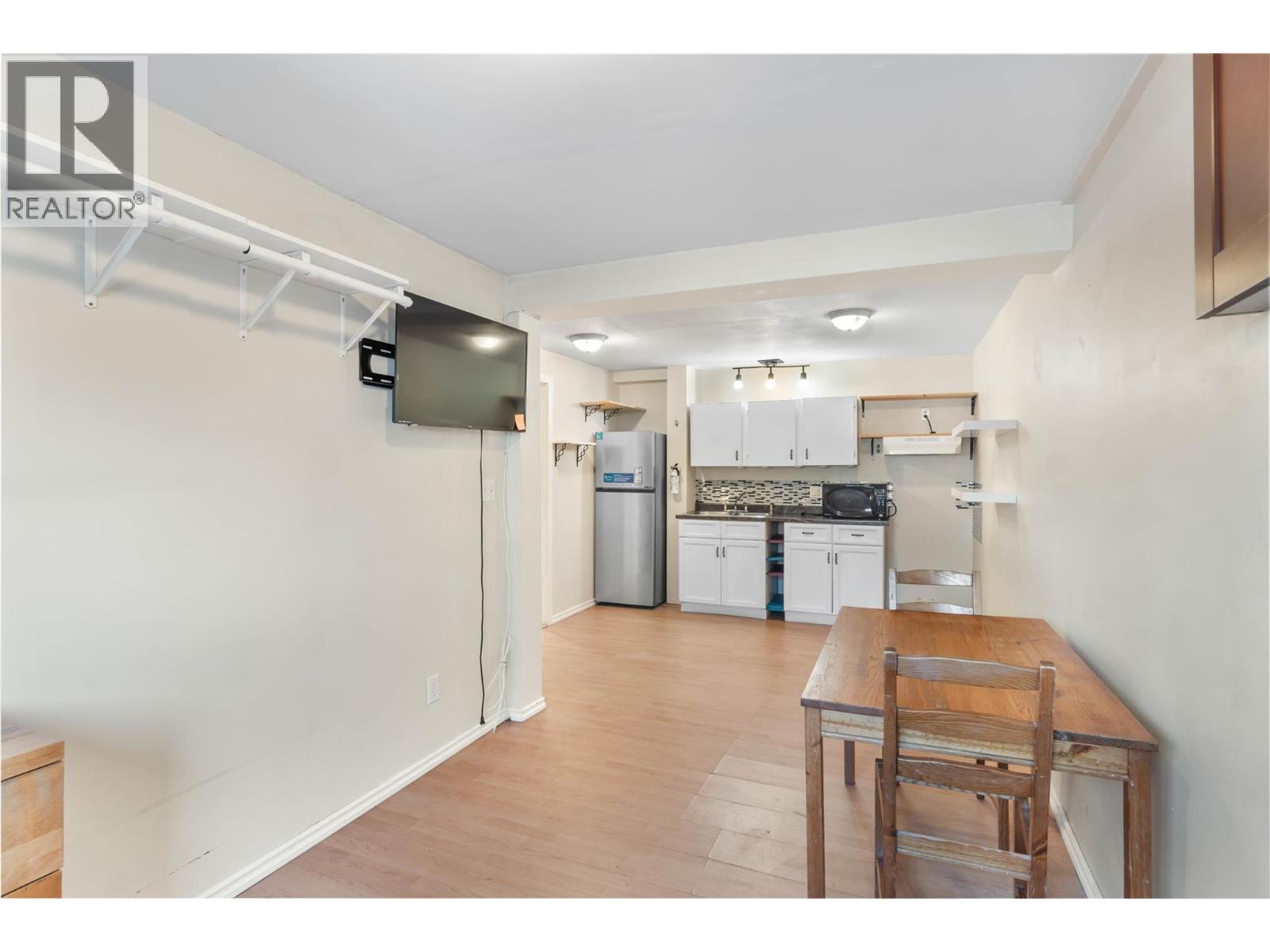 1605 SUMMIT Drive Unit# 64, Kamloops