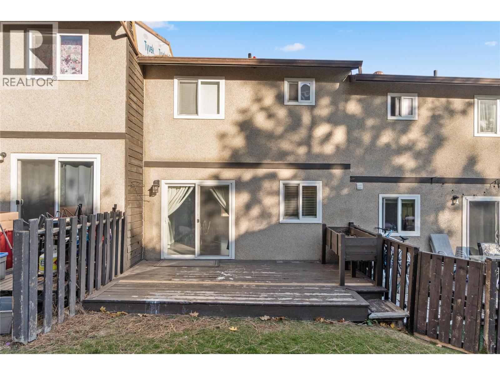 1605 SUMMIT Drive Unit# 64, Kamloops