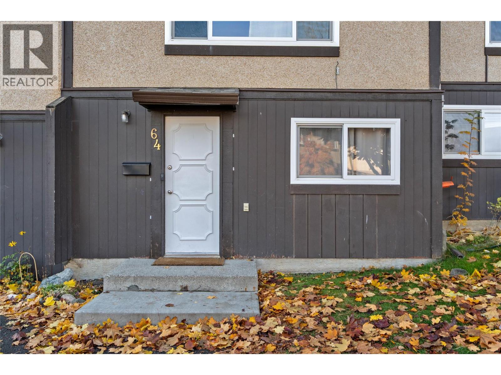 1605 SUMMIT Drive Unit# 64, Kamloops