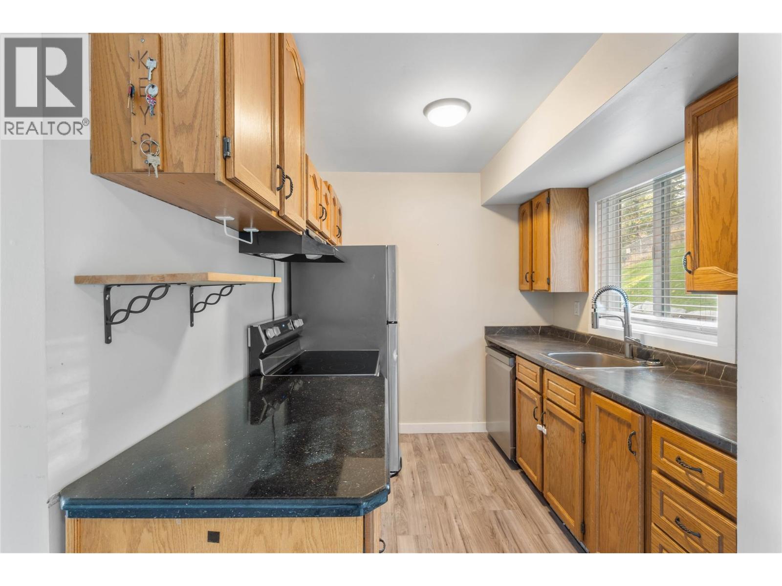 1605 SUMMIT Drive Unit# 64, Kamloops