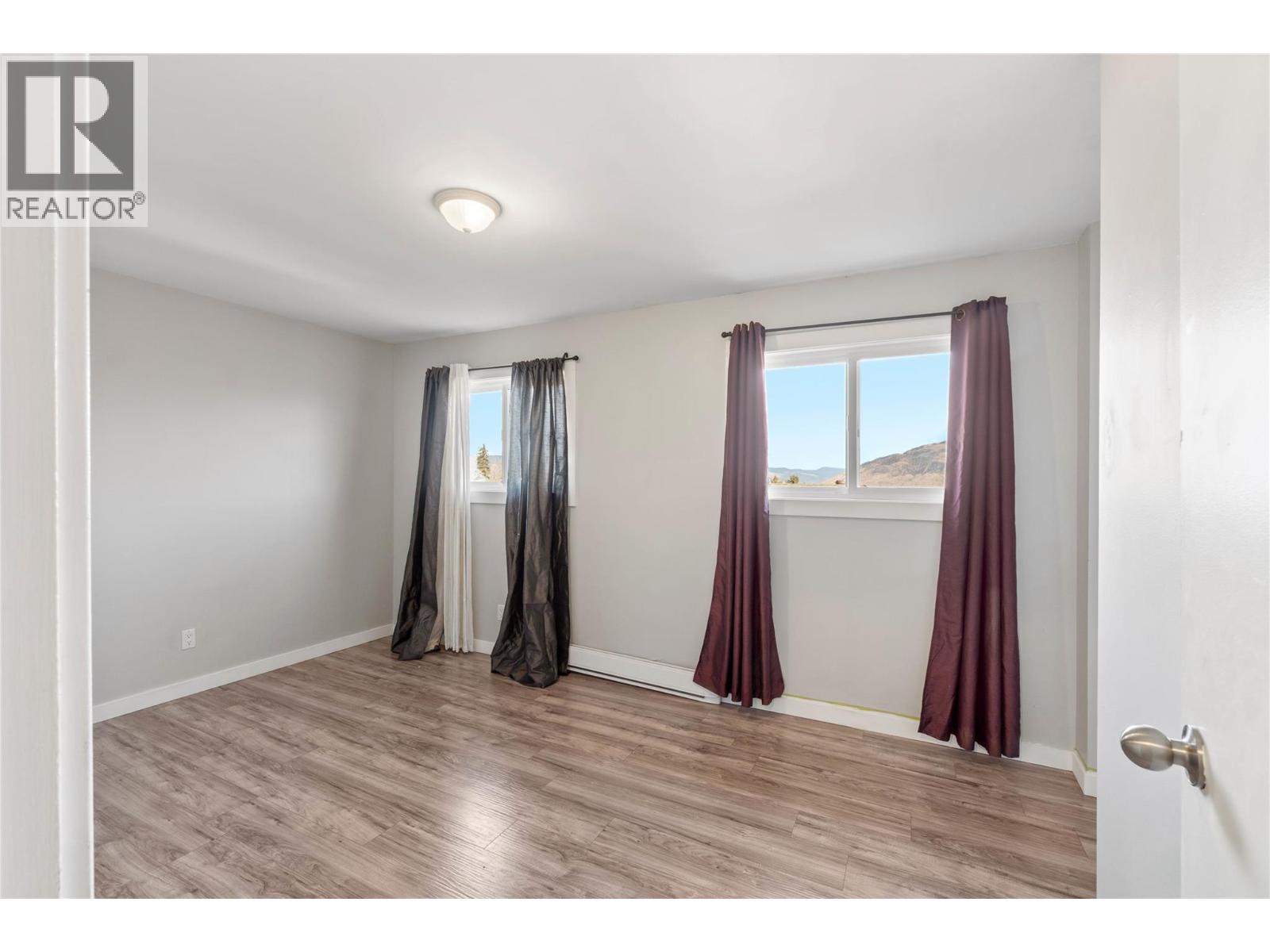 1605 SUMMIT Drive Unit# 64, Kamloops