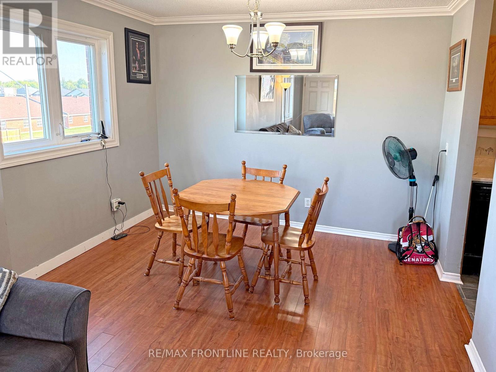 #UNIT #302 10 ARMSTRONG DRIVE - 7