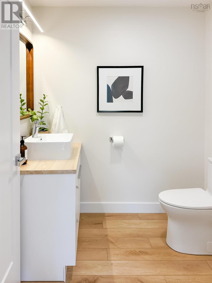 Property 29 of 40 of 300 Lamont Road