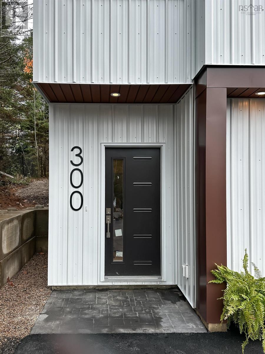 Property 3 of 40 of 300 Lamont Road