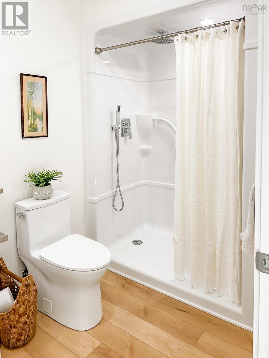 Property 14 of 40 of 300 Lamont Road