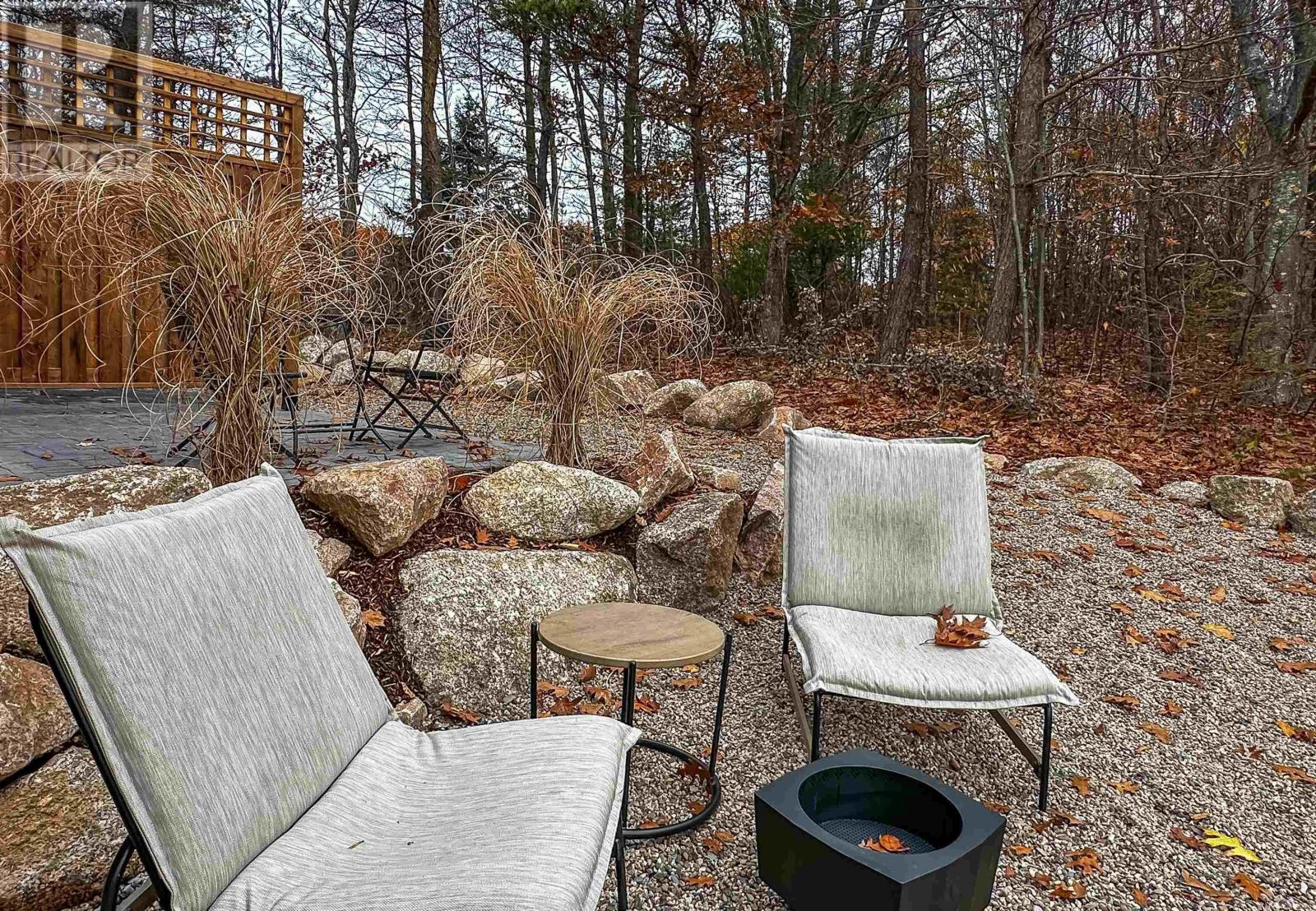 Property 42 of 43 of 298 Lamont Road