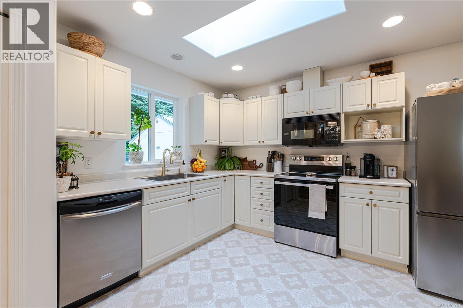 1222 Braithwaite Dr, Cobble Hill