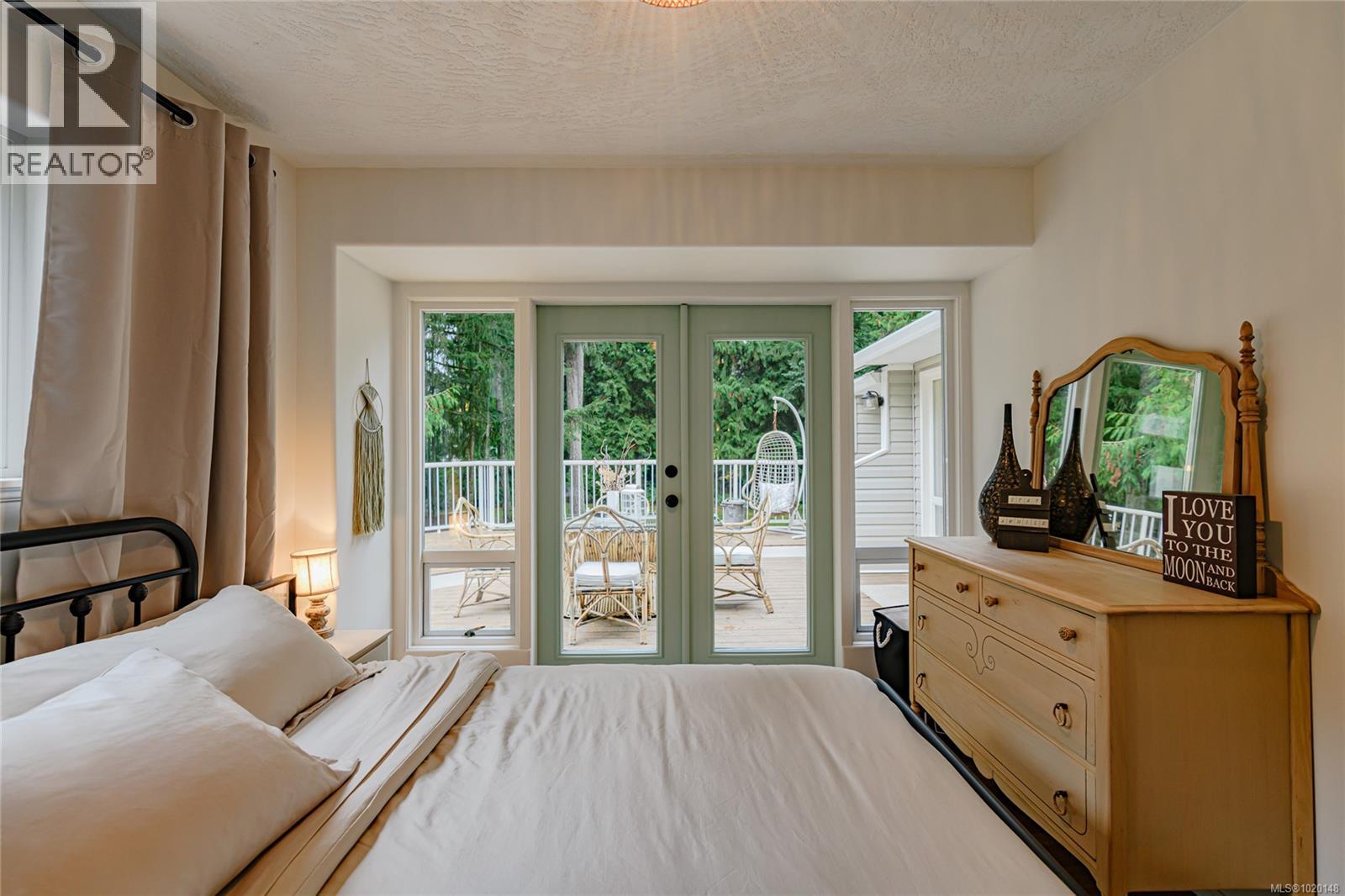 1222 Braithwaite Dr, Cobble Hill