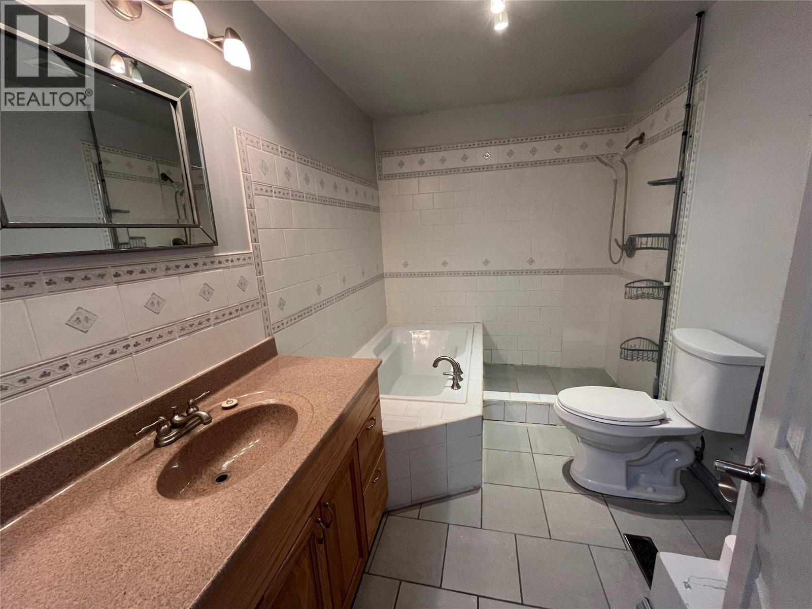 132 SPRUCE Avenue, Tumbler Ridge