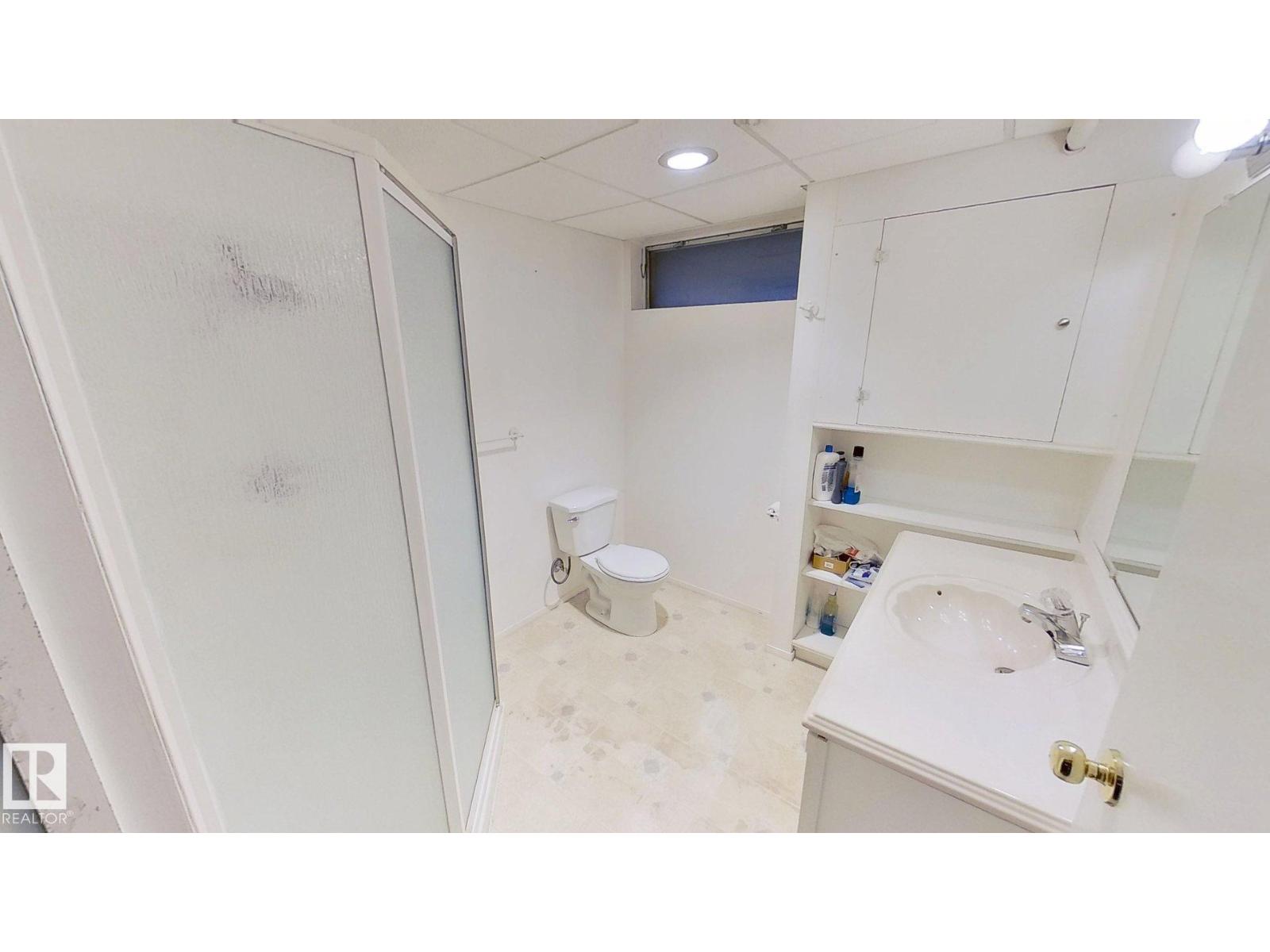 7004 93 AV NW, Edmonton