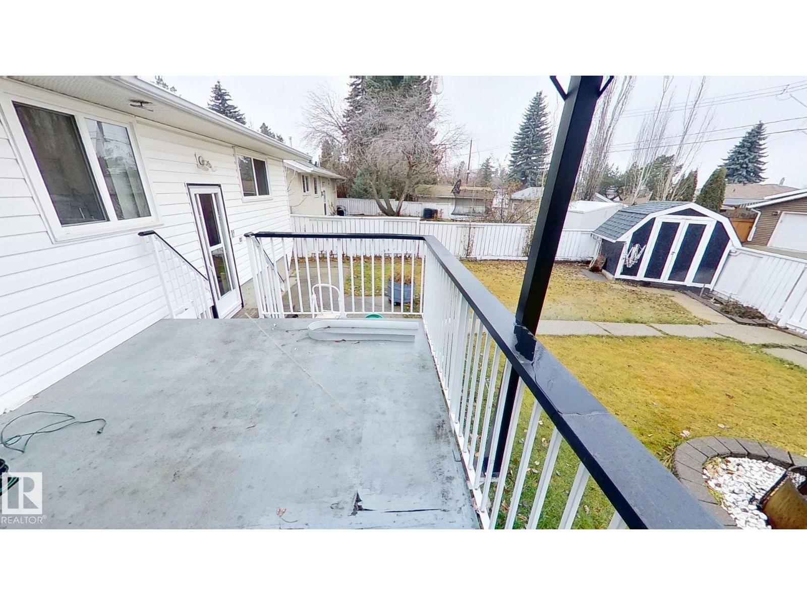 7004 93 AV NW, Edmonton