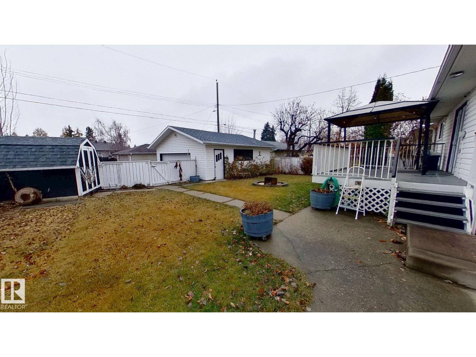 7004 93 AV NW, Edmonton