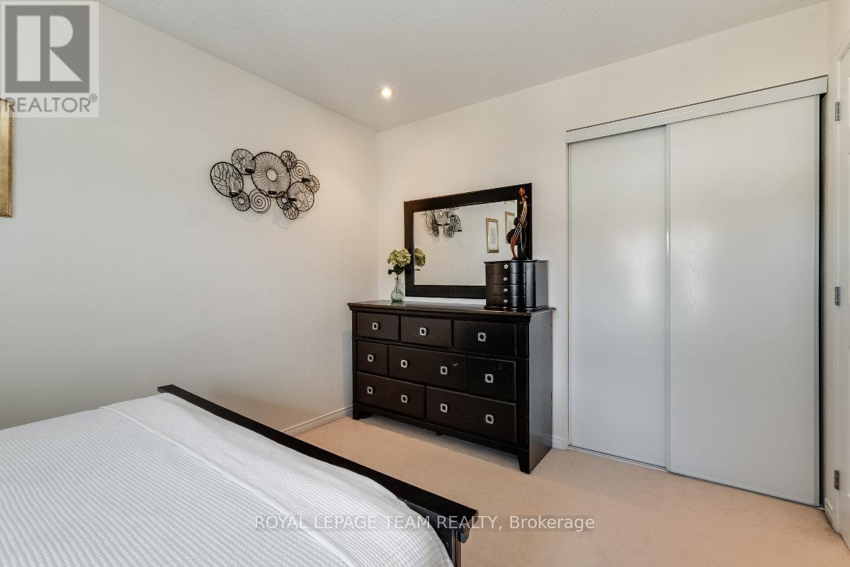 404 HEATHROW PRIVATE - 27