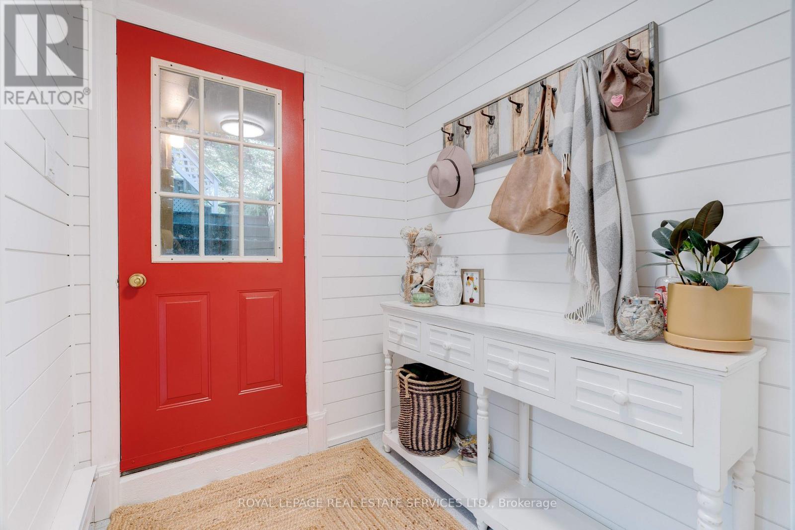 132 SPARLING COURT - 35