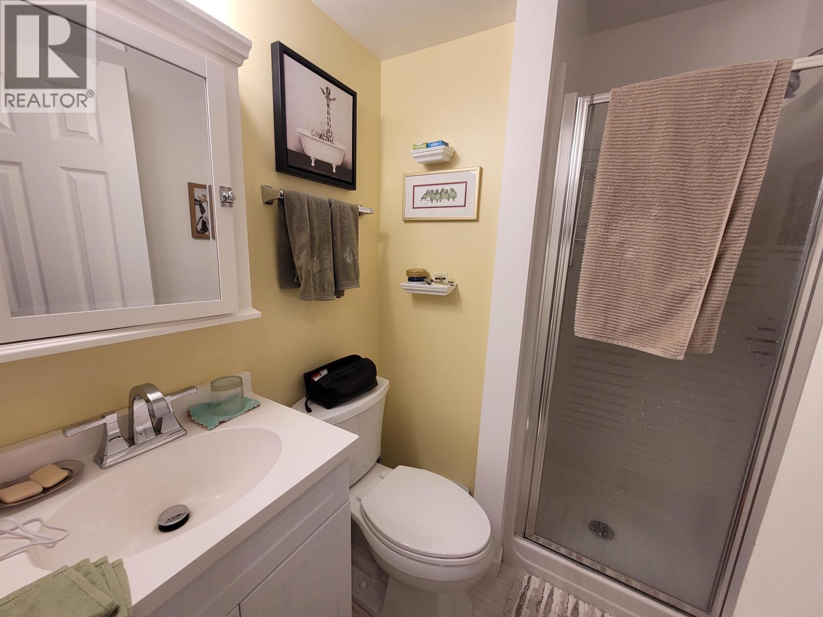 301 1693 6TH AVENUE, Prince George