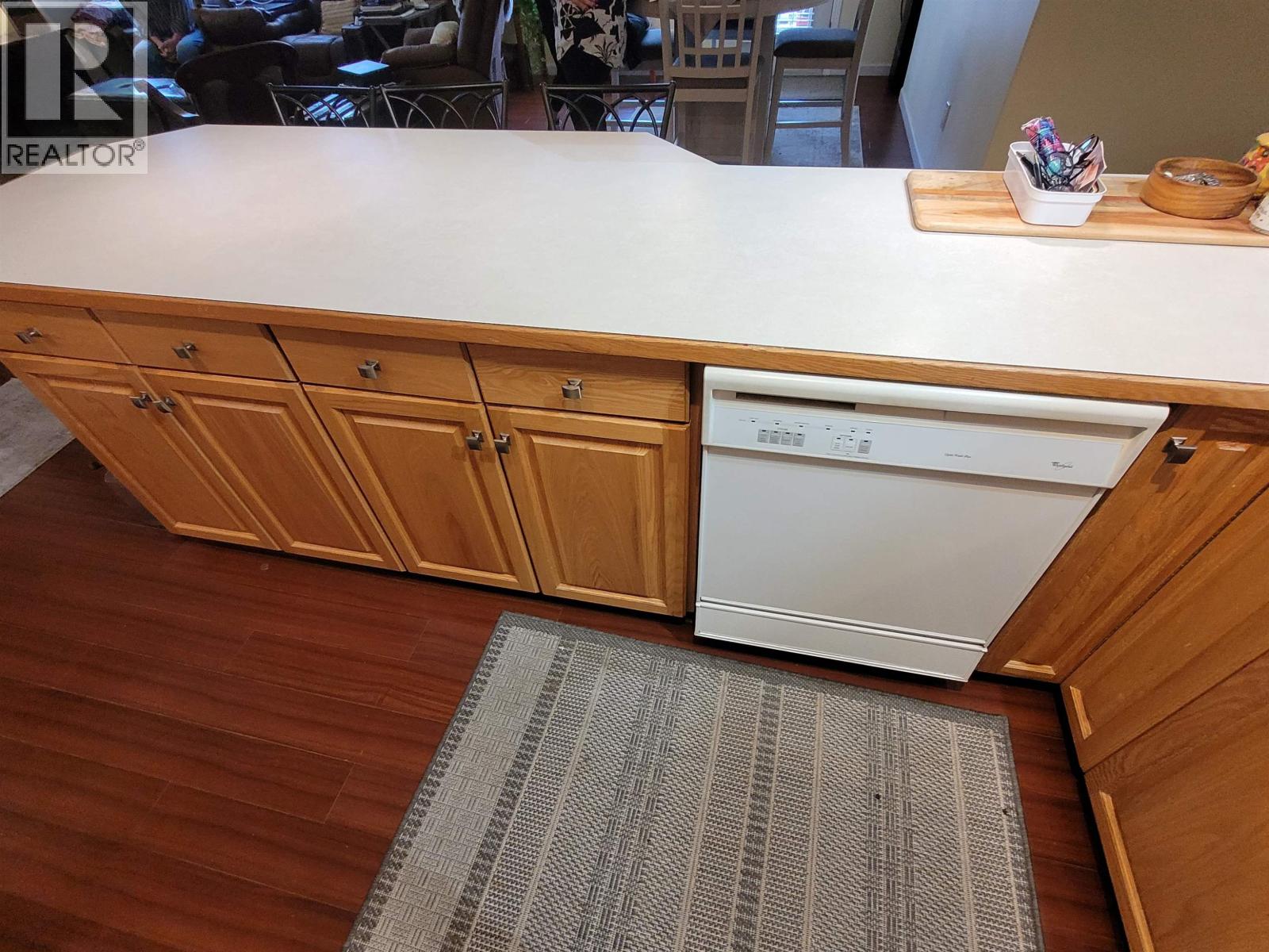 301 1693 6TH AVENUE, Prince George