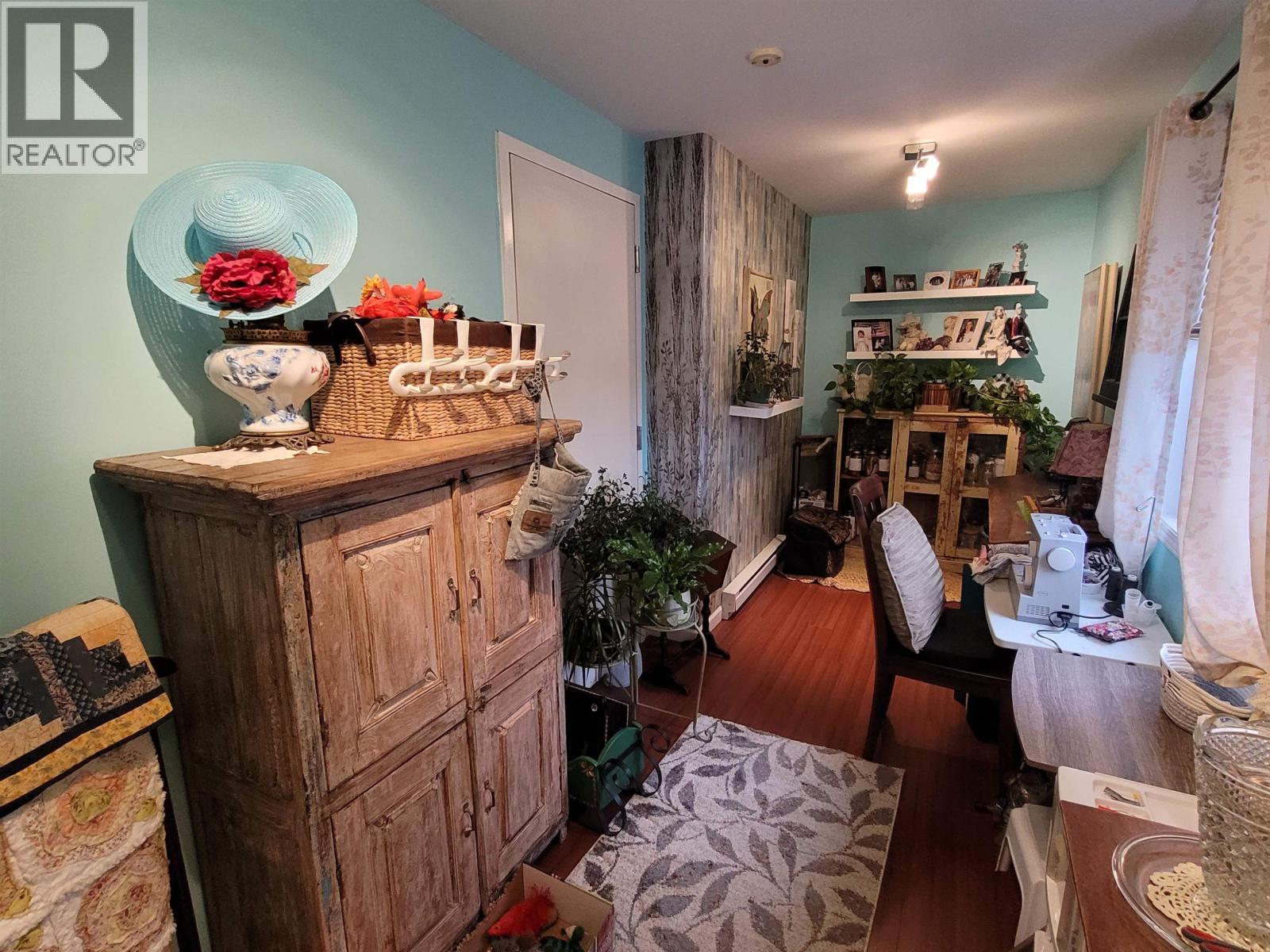 301 1693 6TH AVENUE, Prince George