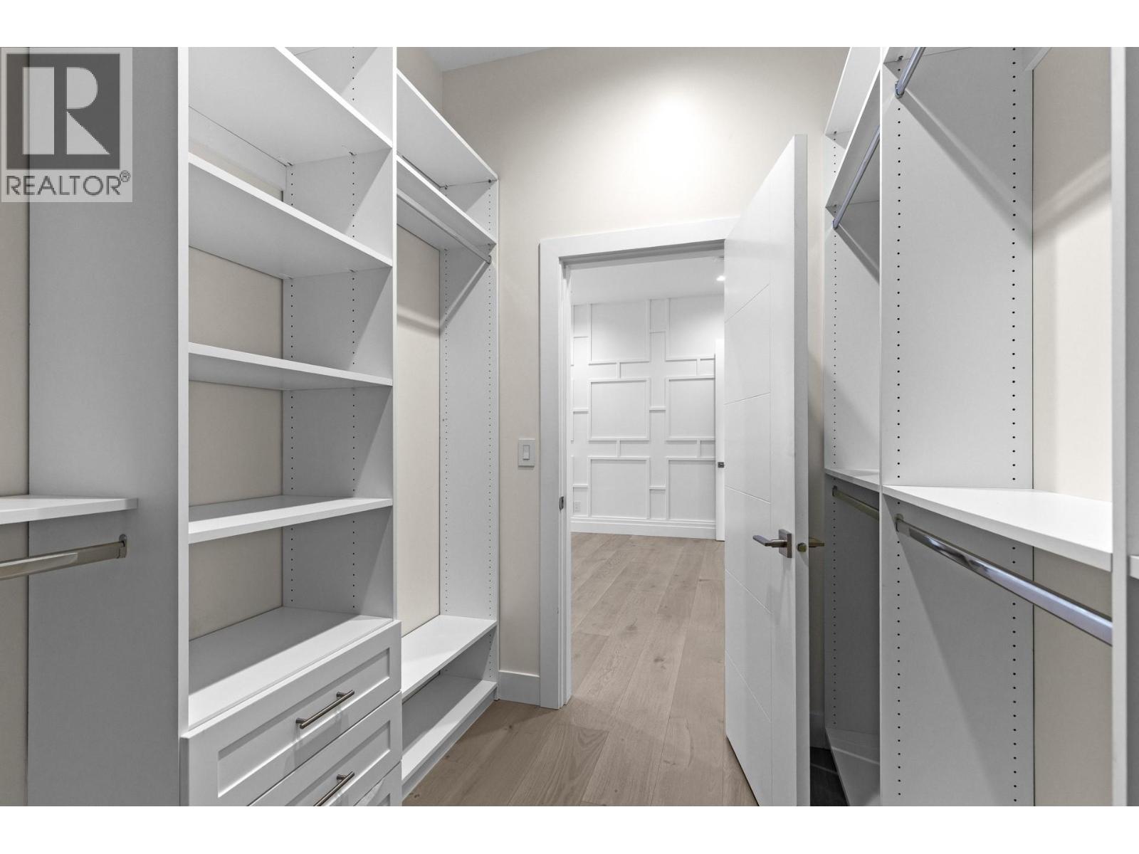 4630 Raymer Road - 37