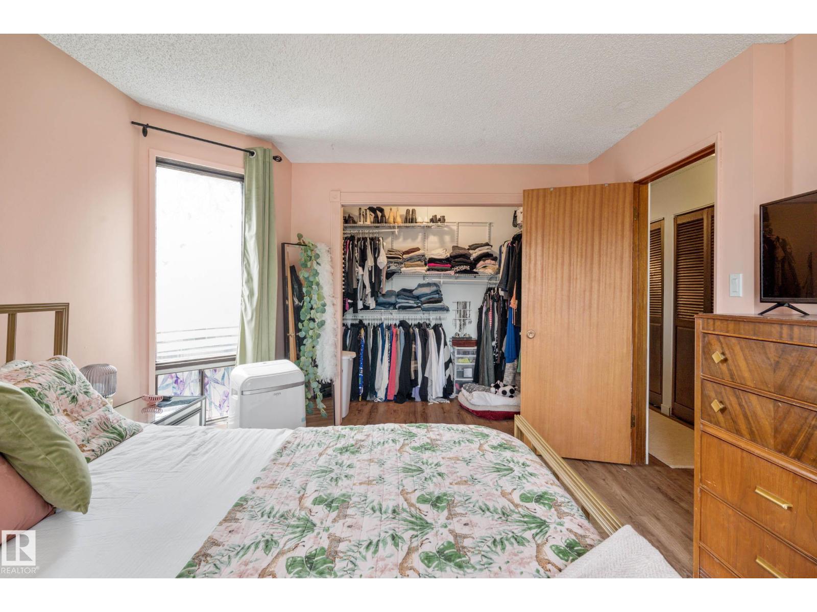 #201 10743 107 ST NW, Edmonton