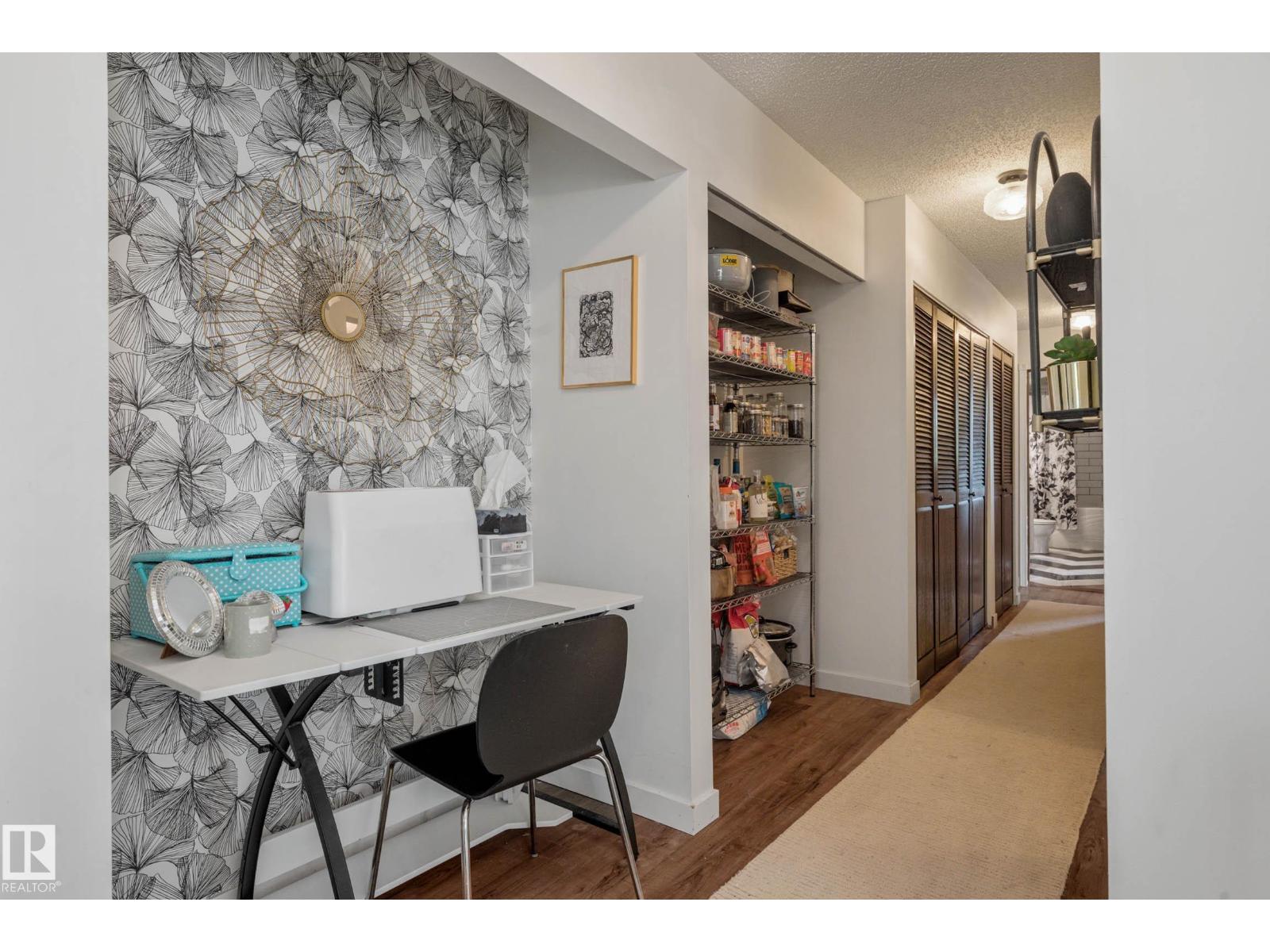 #201 10743 107 ST NW, Edmonton