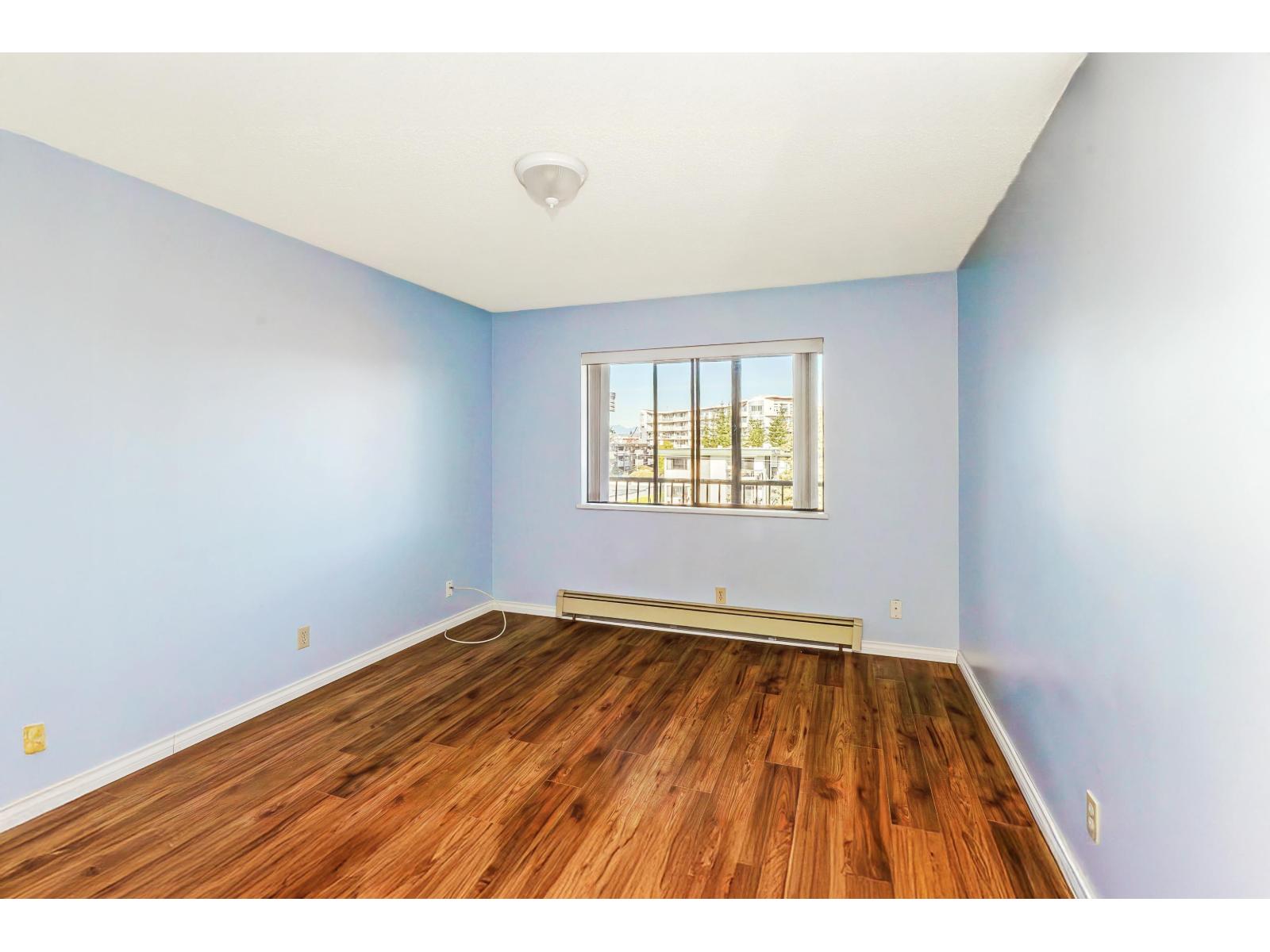 306 20460 54 AVENUE, Langley