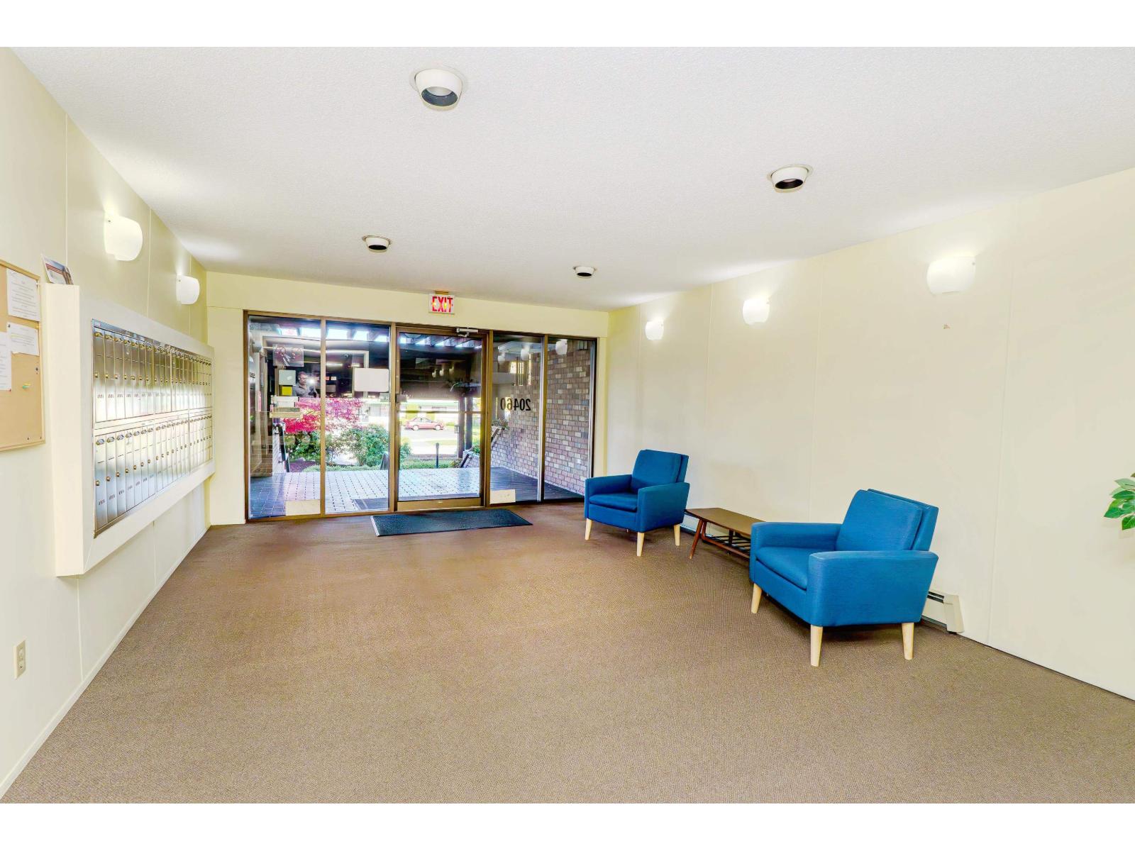 306 20460 54 AVENUE, Langley