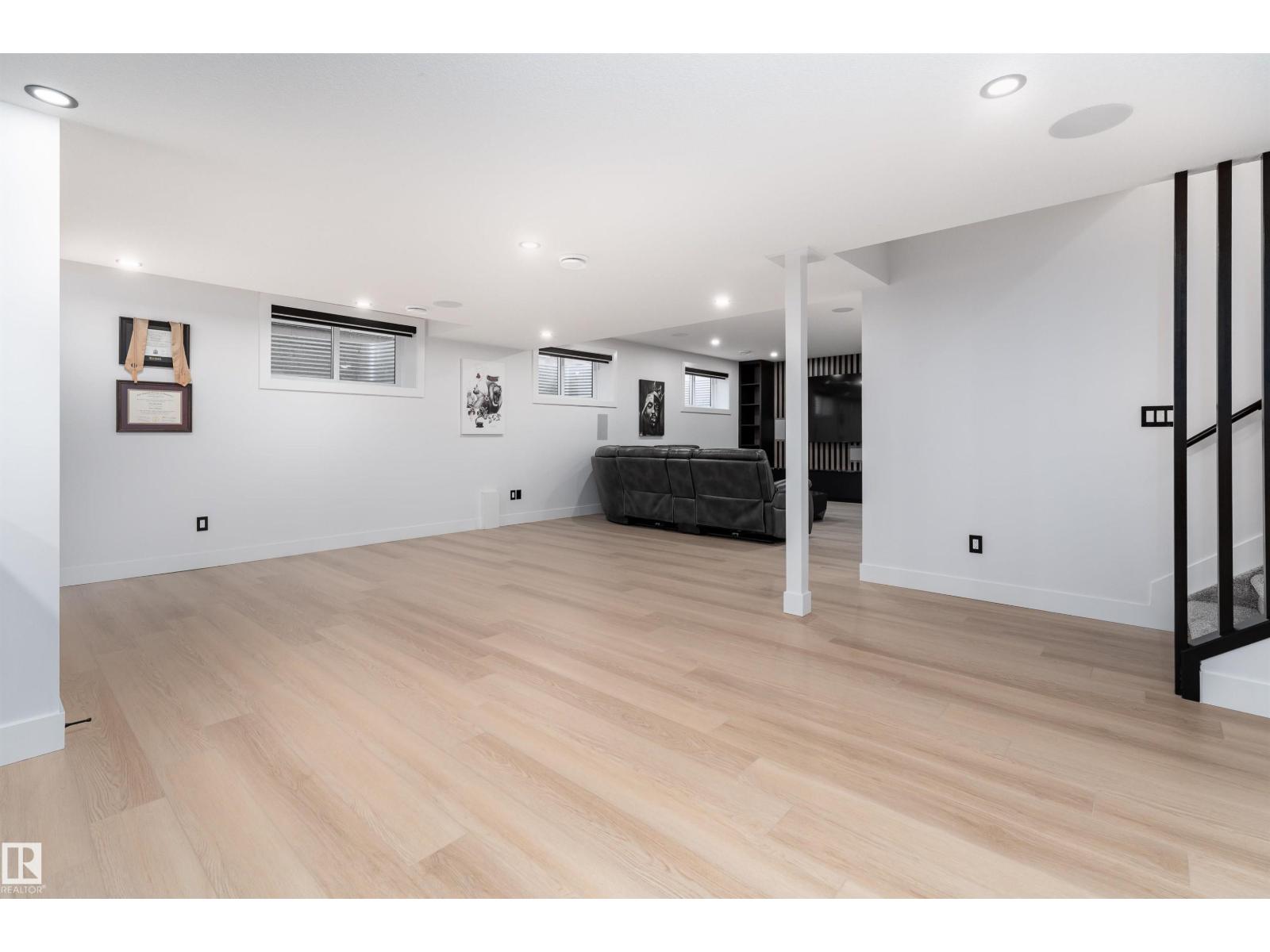 16511 8 ST NE, Edmonton