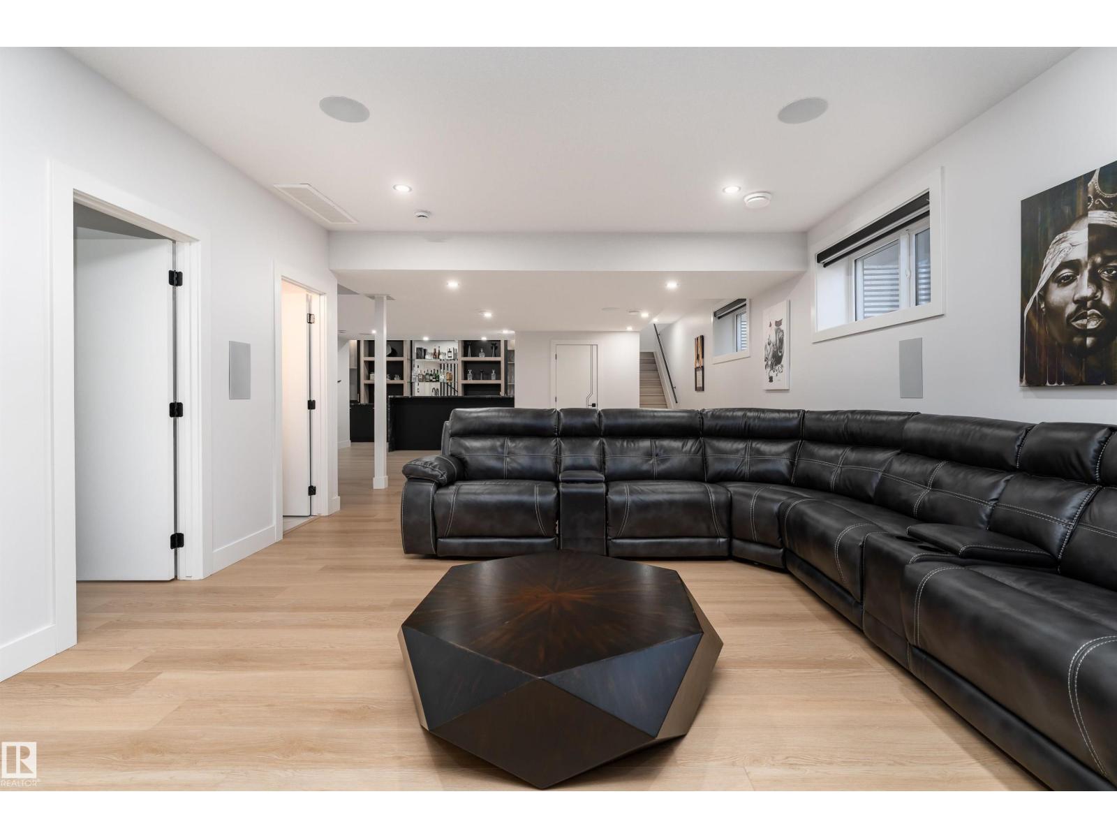 16511 8 ST NE, Edmonton