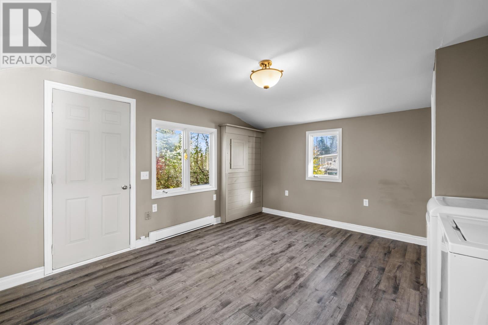 34 Margaret Lane, Stavert Shore - 25
