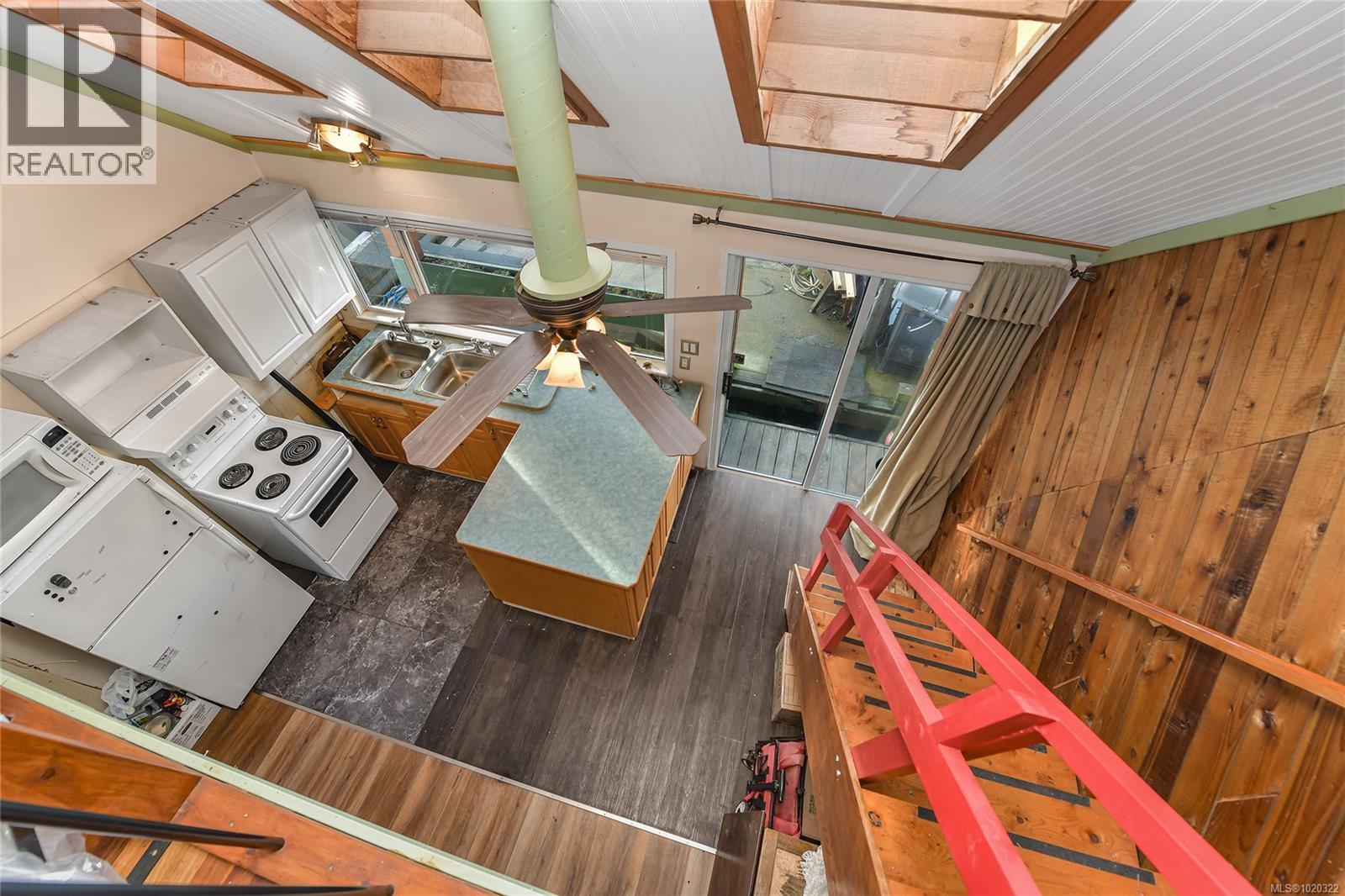 7 1745 Cowichan Bay Rd, Cowichan Bay