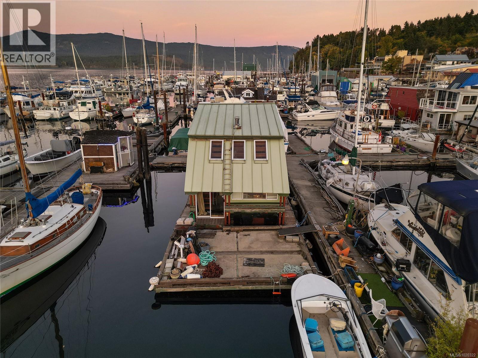 7 1745 Cowichan Bay Rd, Cowichan Bay