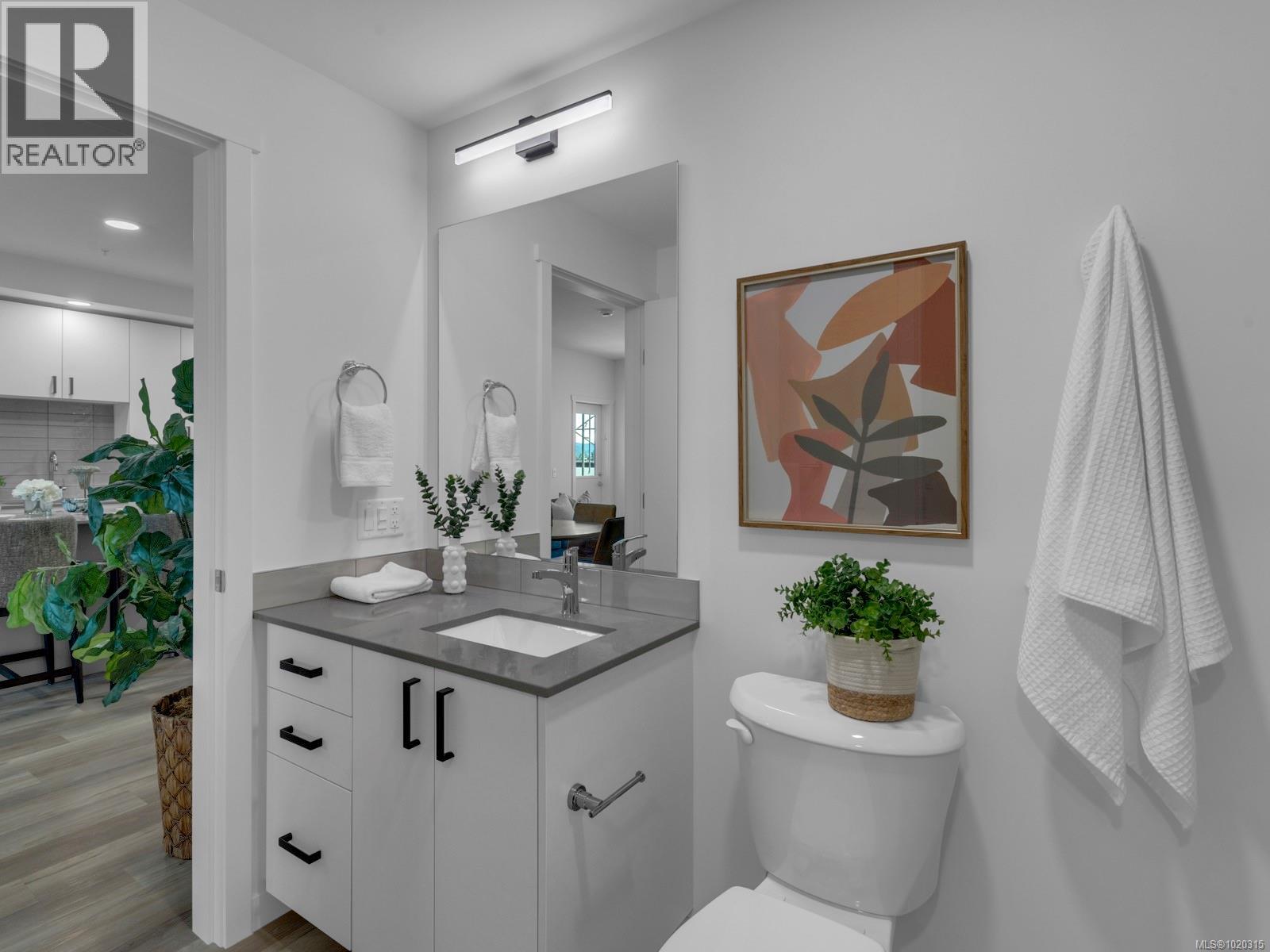 313 2390 City Gate Boulevard, Langford