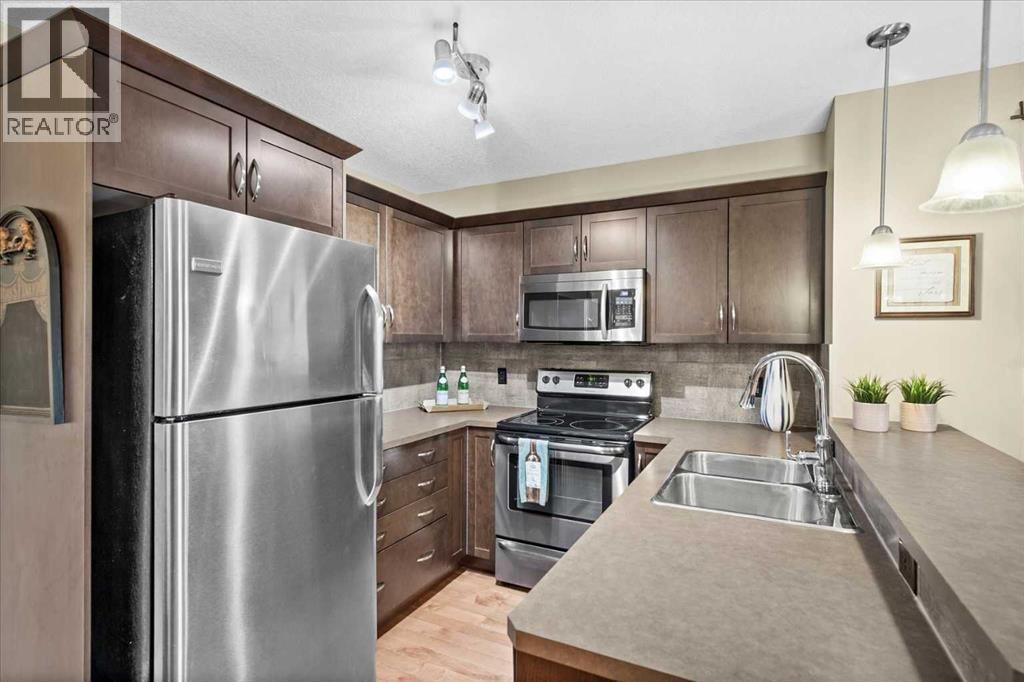 Single Family House for Sale in   Country Village Park NE Country Hills Village Calgary 