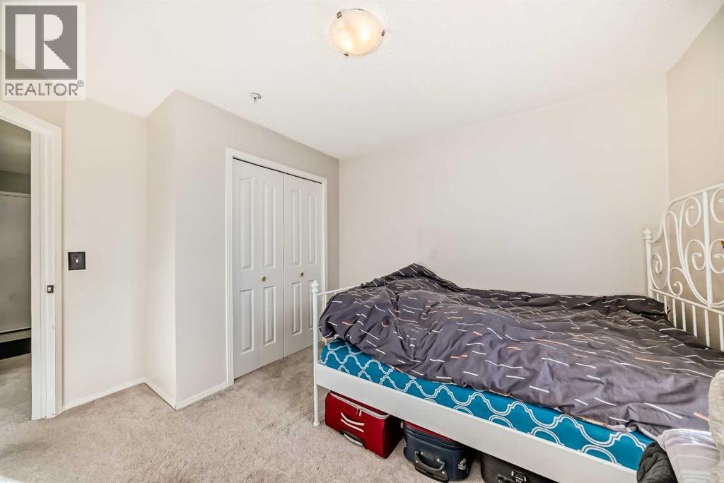 Single Family House for Sale in   Citadel Meadow Point NW Citadel Calgary 