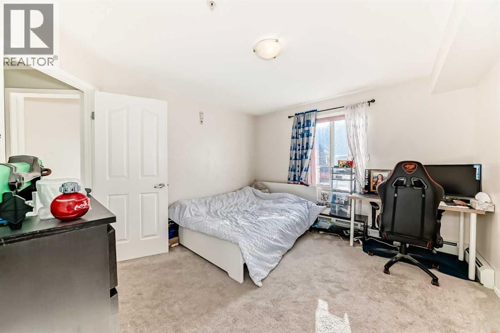 Single Family House for Sale in   Citadel Meadow Point NW Citadel Calgary 