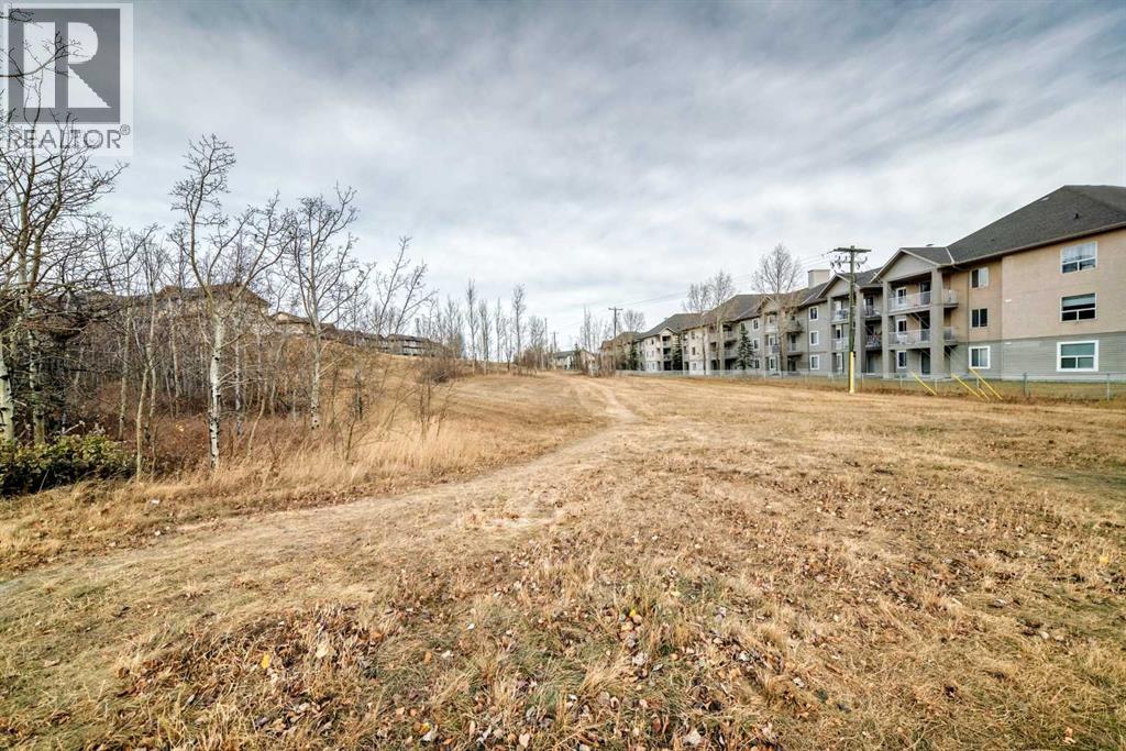 Single Family House for Sale in   Citadel Meadow Point NW Citadel Calgary 