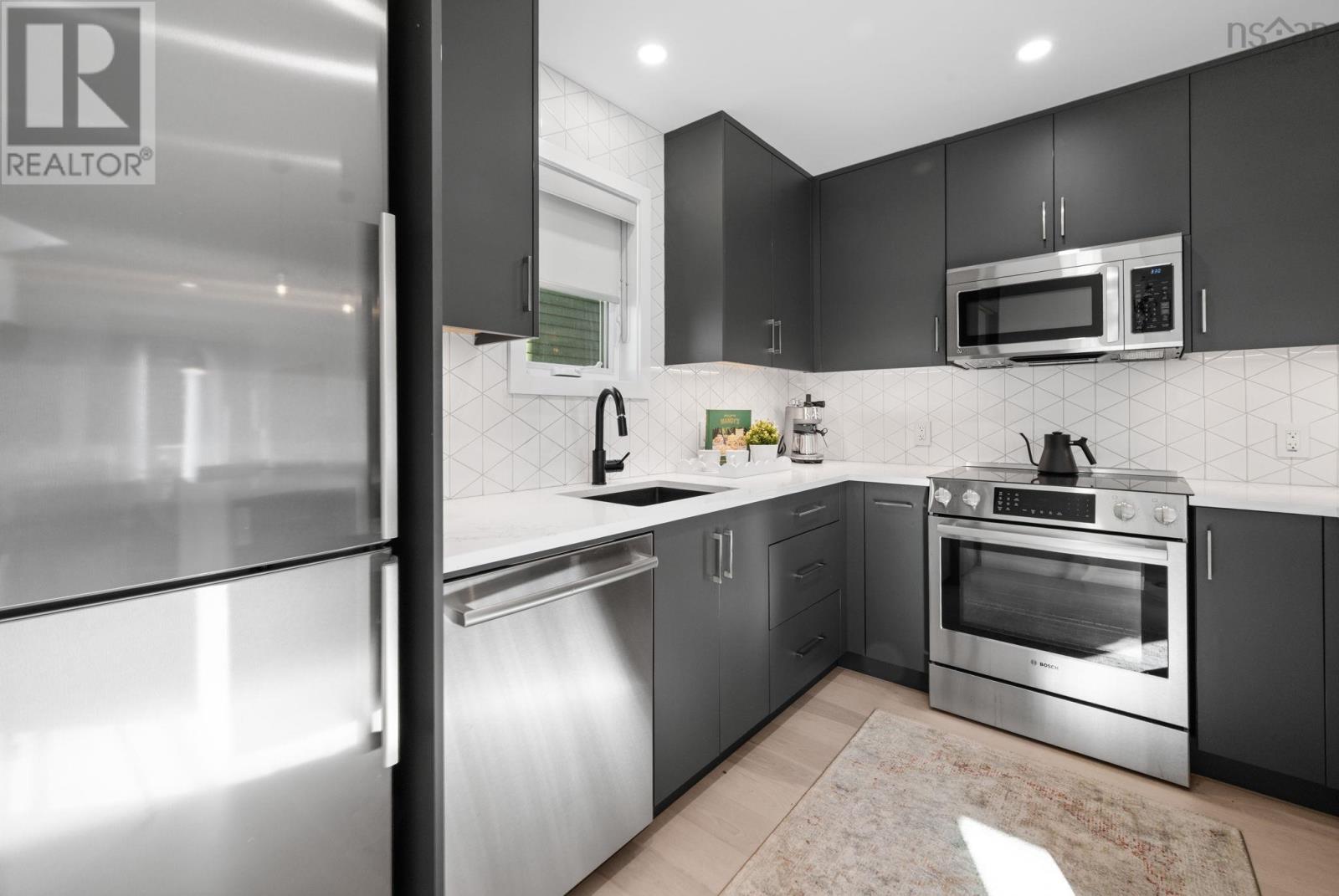 Property 15 of 34 of 1 1345 Dresden Row