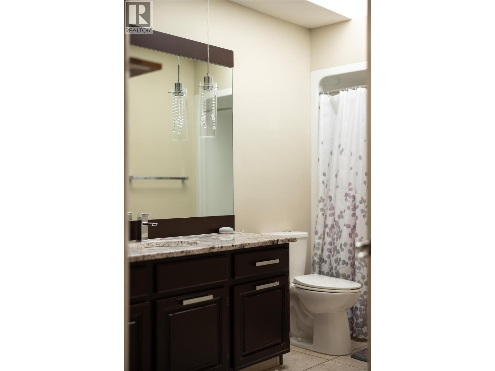  2391 Nahanni Court, Kelowna